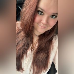 Meet your Posher, Rebecca